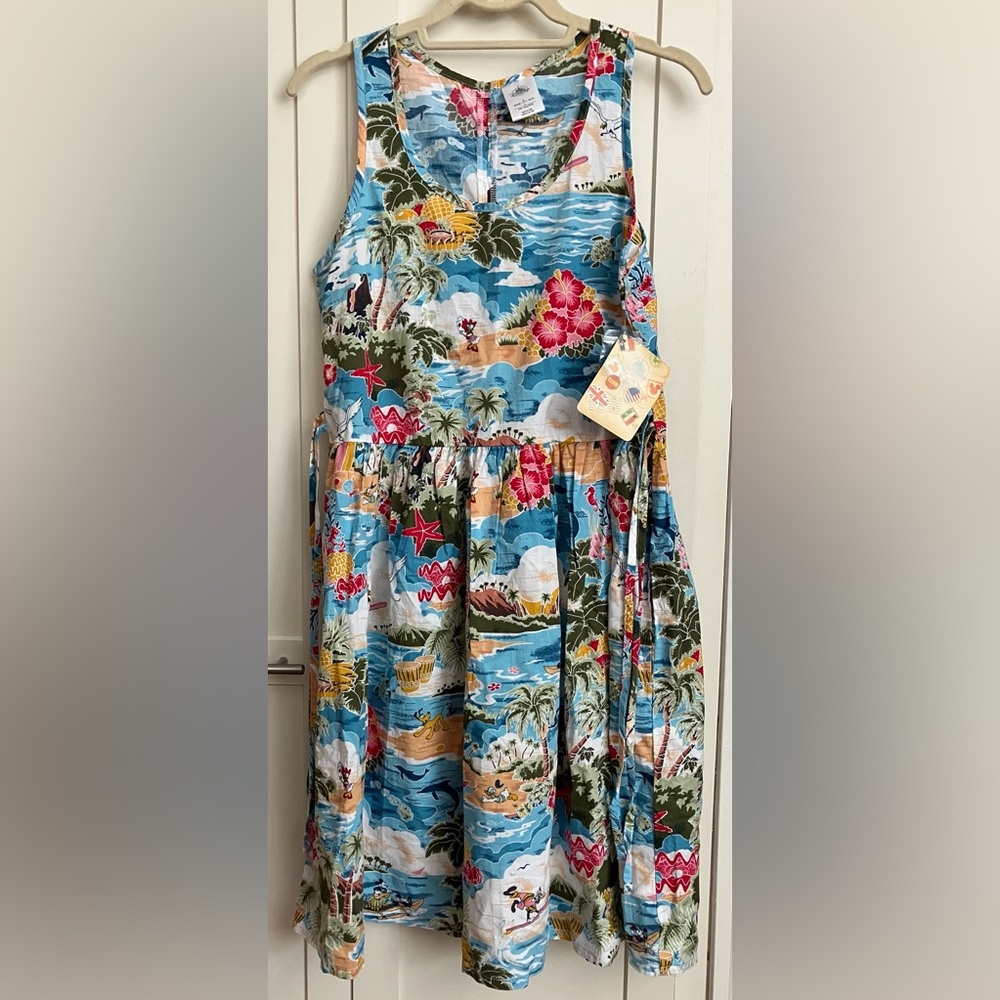 NWT Disney Aloha Hawaiian Dress